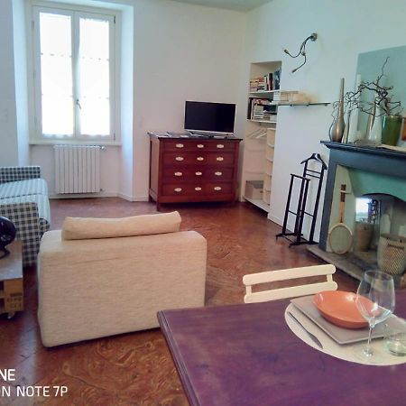 Апартаменты A Casa Di Irene Комо Экстерьер фото